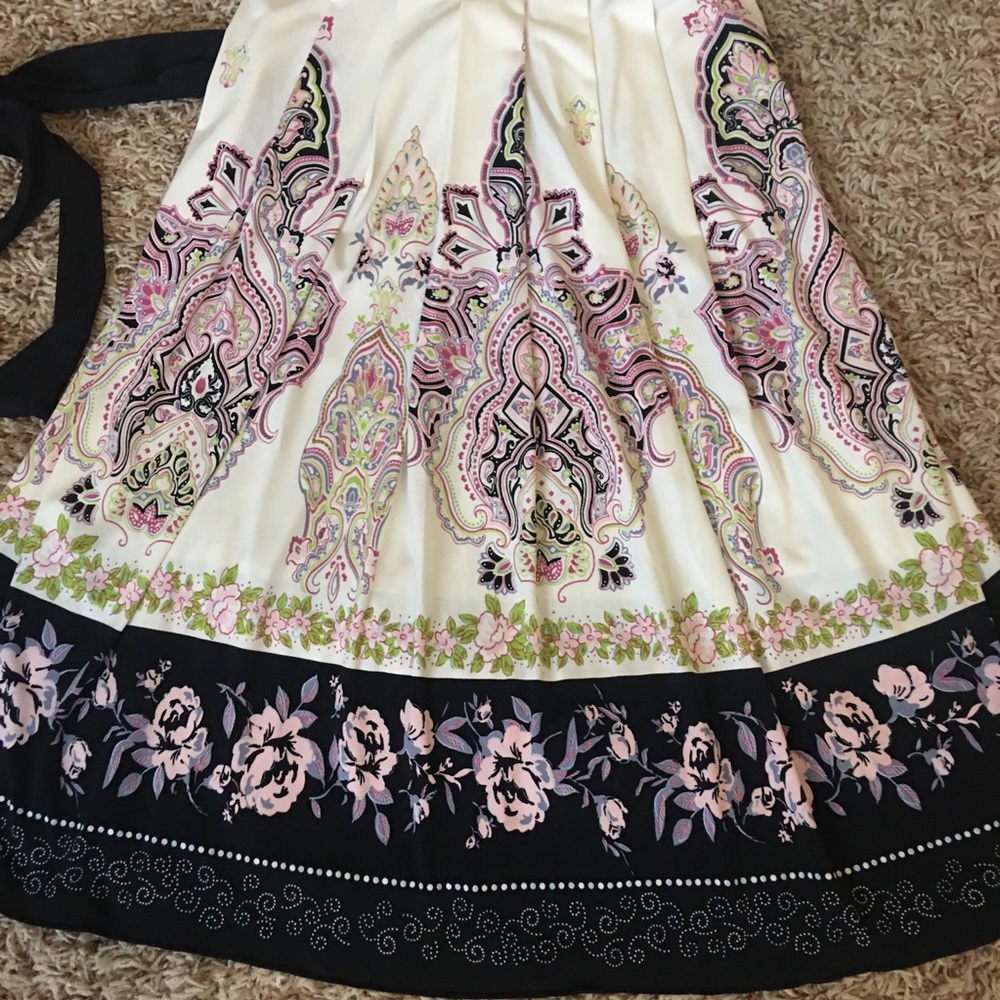 Trixxi Dress - Picture 8 of 16